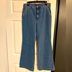Women’s Trouser Style Jeans